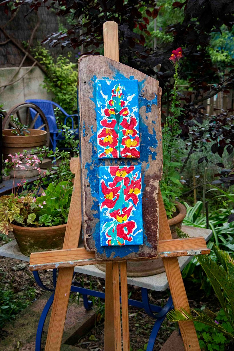 "Bocas de león"  - Técnica mixta: Pintura acrílica, sprays, tintas, rotuladores y lápices sobre tabla de deriva - Año 2020 