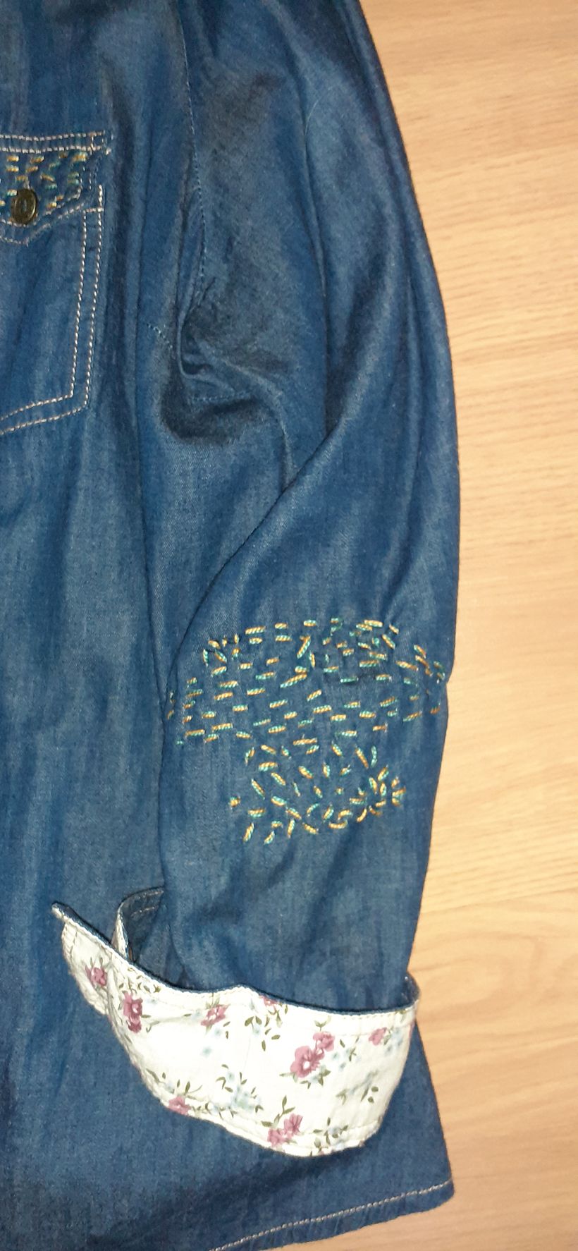 Mi Proyecto del curso: Bordado: reparación de prendas MI CAMISA ESPECIAL. 3