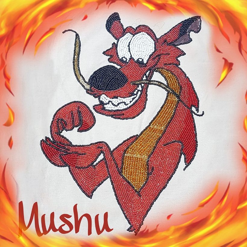 Primeiro bordado Mushu- Mulan 40cm 0