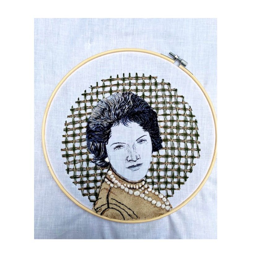 El bordado de Gis B es un homenaje a su madre.