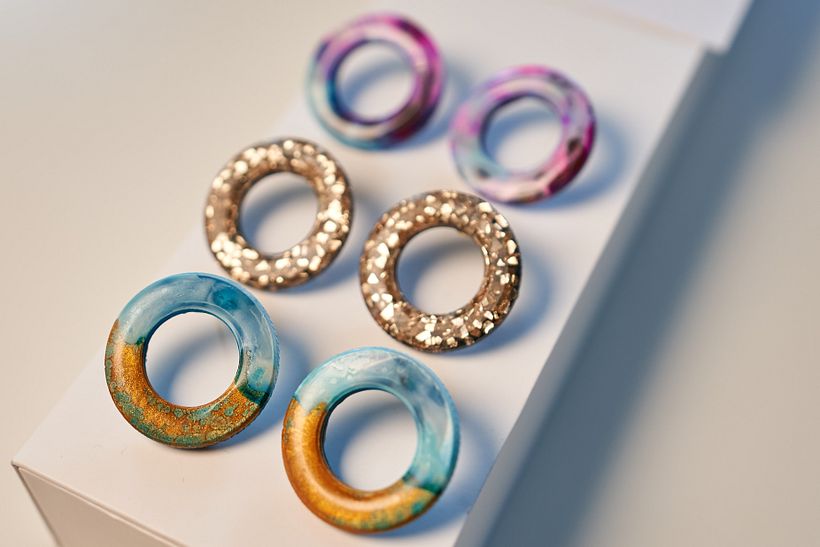 Three styles for circle stud earrings. I've made the mold from the grommet of a standing microphone.