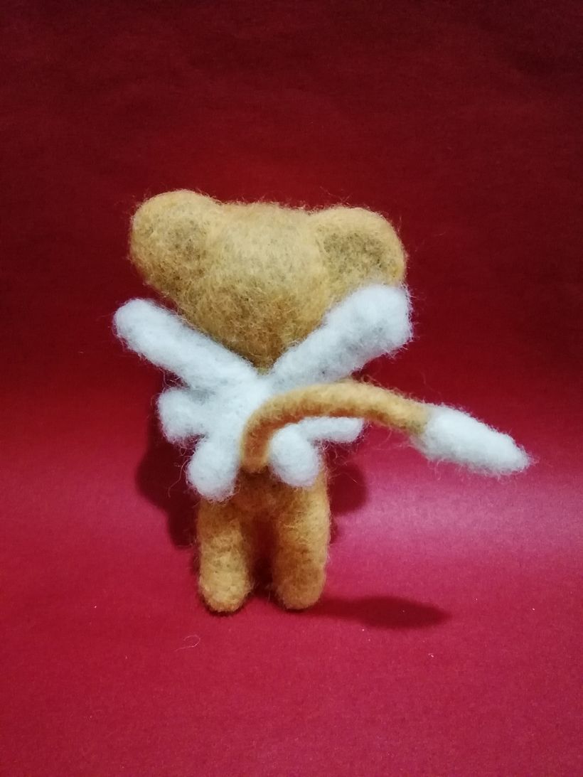 Mi Proyecto del curso: Needle felting: creación de personajes con lana y aguja 7