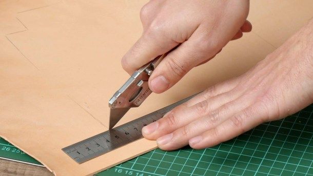 Use uma regra para fazer um corte preciso