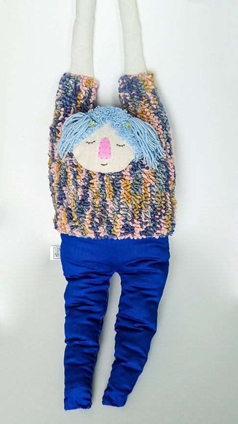 Lulú, the hugger 8