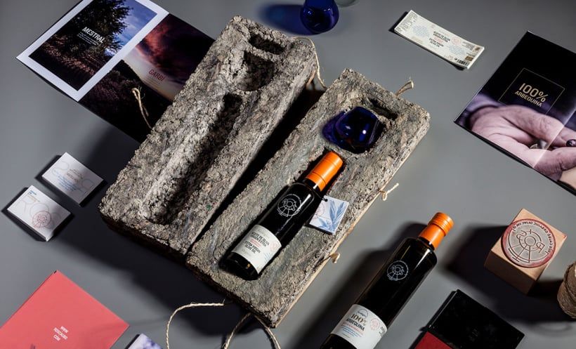 La caja de Ros Caubó se creó para una edición limitada de 100 unidades.