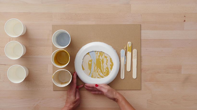 Craft Tutorial: How to Marble Acrylic Resin 10