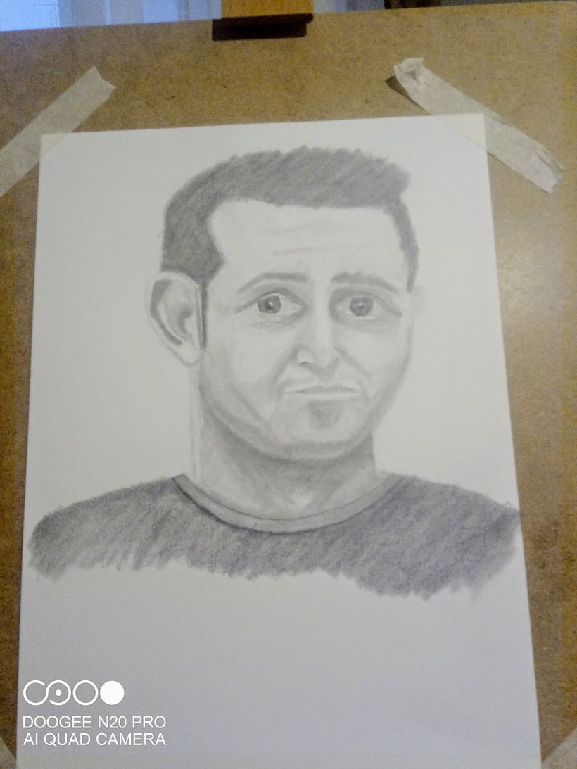 Retrato realista con lápiz de grafito 5