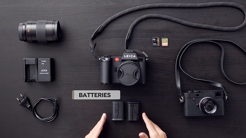 Carga contigo al menos dos baterías y un cargador por si tienes que recargarlas fuera de casa.