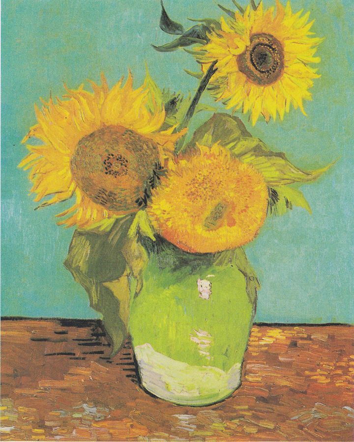 Van Gogh - Sunflowers in a Vase (1888).