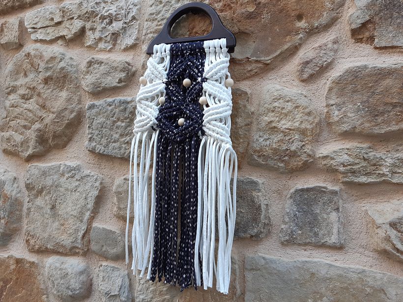 Bolso de macramé con trapillo, estilo marinero