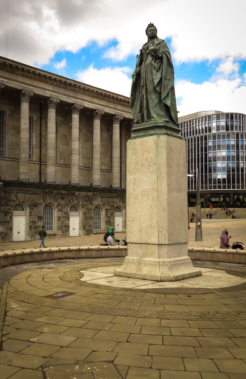 Estatua Reina Victoria UK