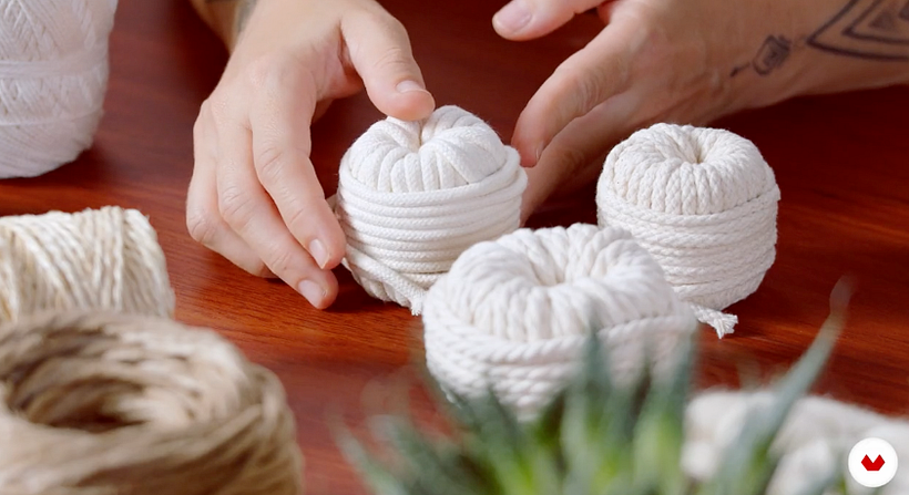 Braided cotton cord is very resistant.
