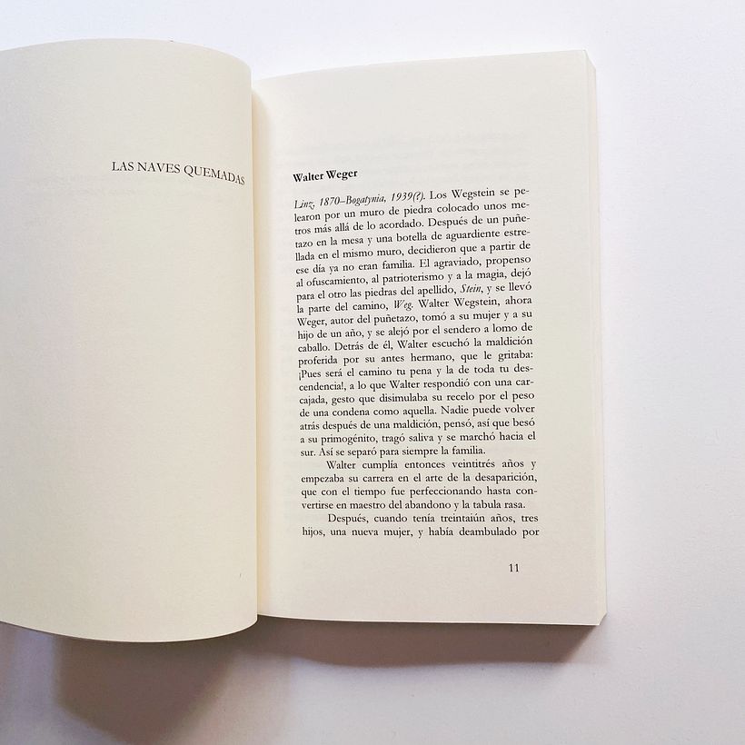 El primer cuento de Panteón familiar está basado en una anécdota que me contó mi marido sobre cómo se separó su familia. 