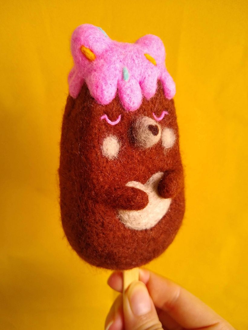Meu projeto do curso Popsicle de chocolate com cobertura de morango. 5