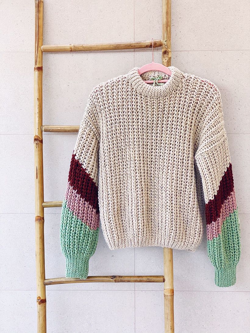 This piece from Ali Maravilla's Nordic crochet course, "Create garments with one needle," is very hygge.