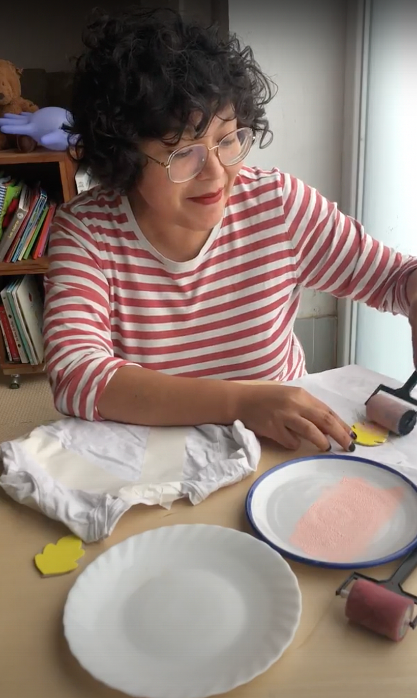 Intenta no hacer fuerza a la hora de pintar. 