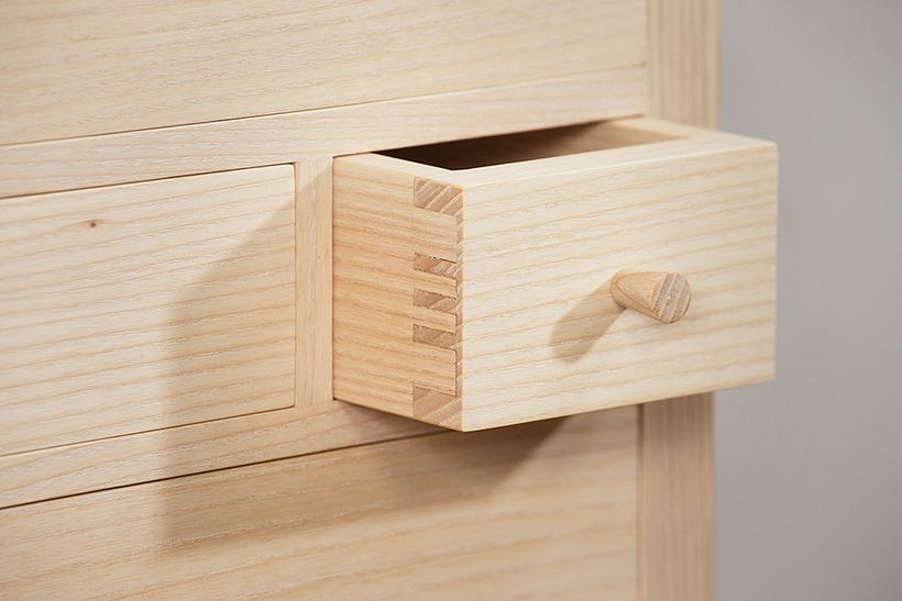 Splint Peg Cabinet 5