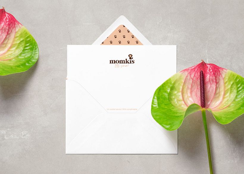 Momkis 5