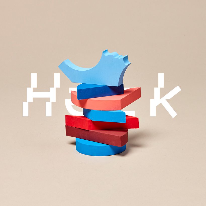 “Women hack the game” 3