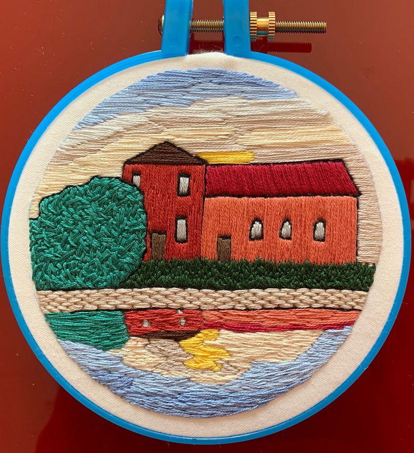 This is a sampler from the 'Draw and Embroider your city' course by Kseniia Guseva