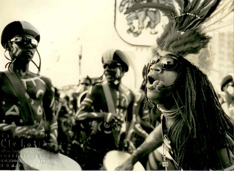 Carlinhos Brown y Timbalada.