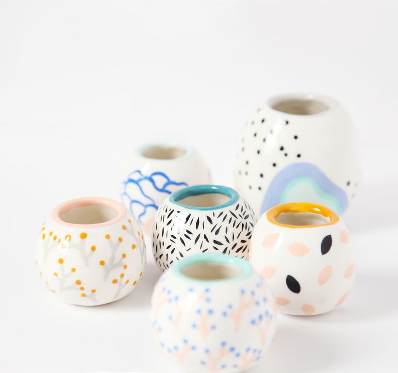 Mini vases boules réalisés avec la techniques du "pincé"