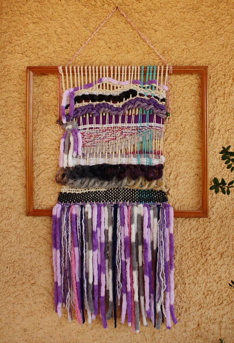 Α jar full of candies was my inspiration, I used various woolen and cotton yarns. ( I had this square frame and I used it)