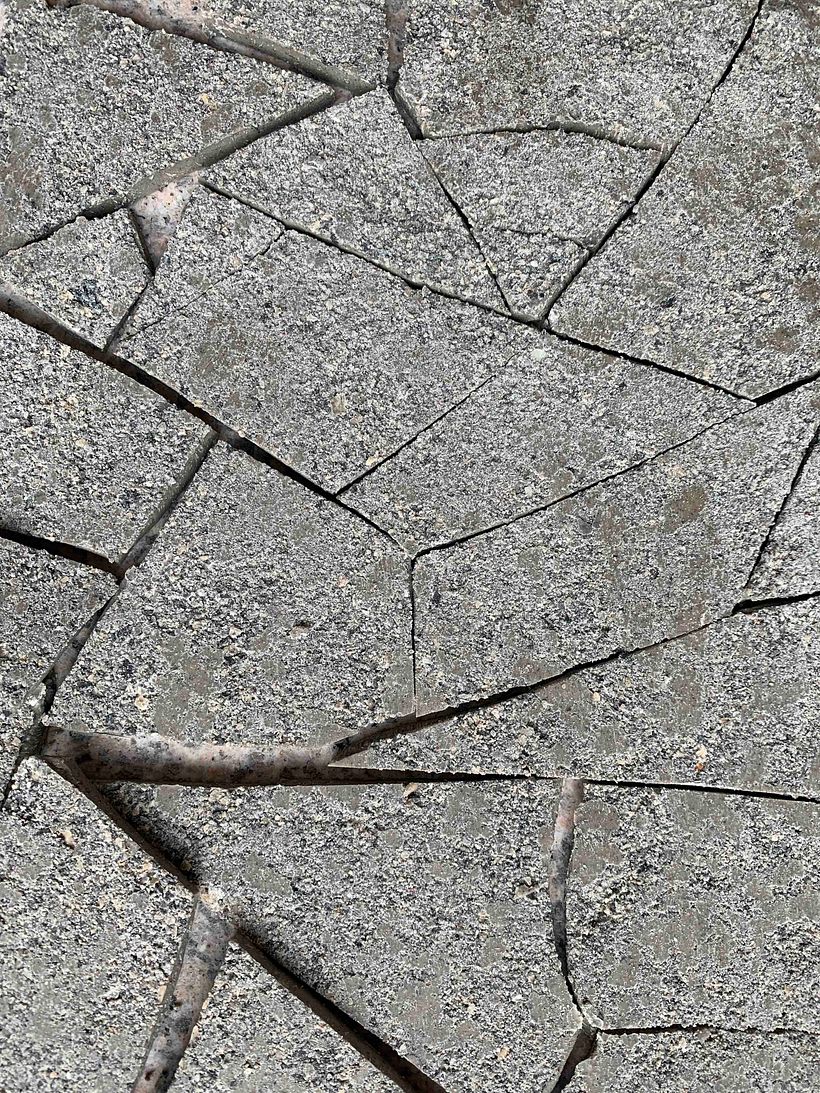 Concrete chocolate tiles 0