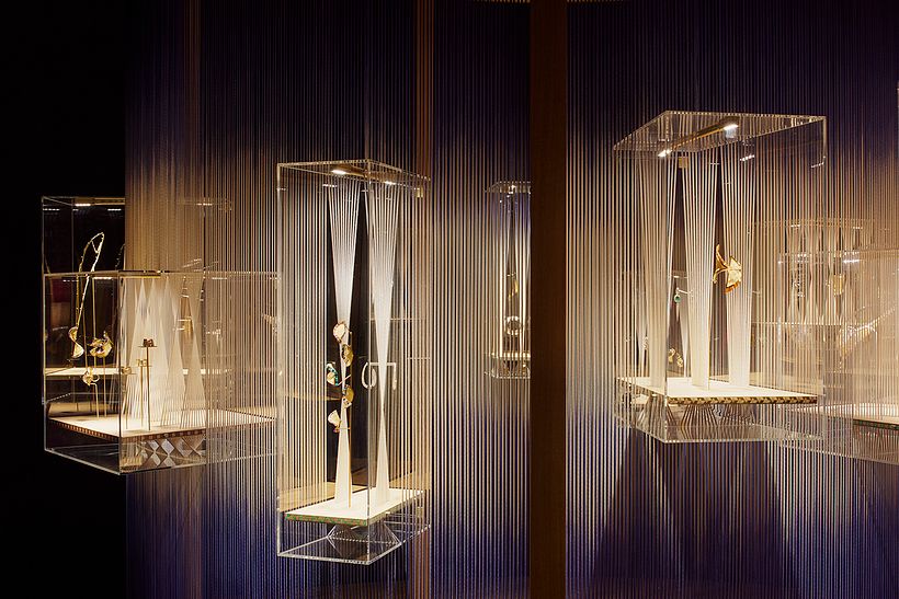Boghossian jewellery display 6