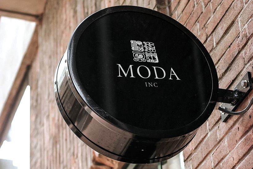 logotipo MODA inc (practica) 7