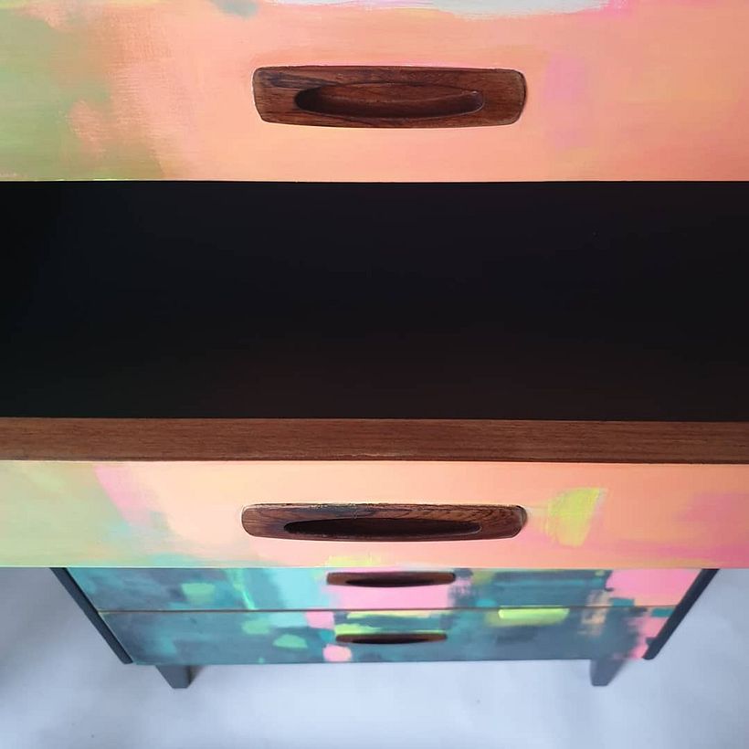 Bare wood handles & drawer edges