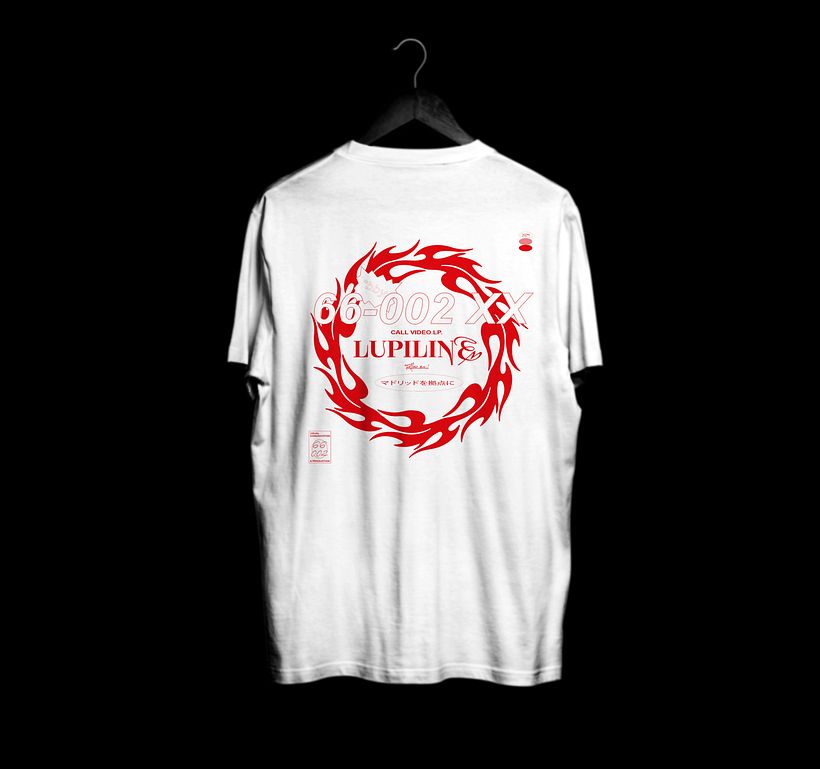 T SHIRT