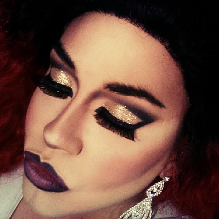 Glitter eyes