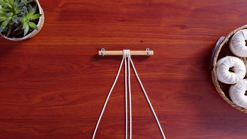 It’s best to keep the knots together for a firmer base.