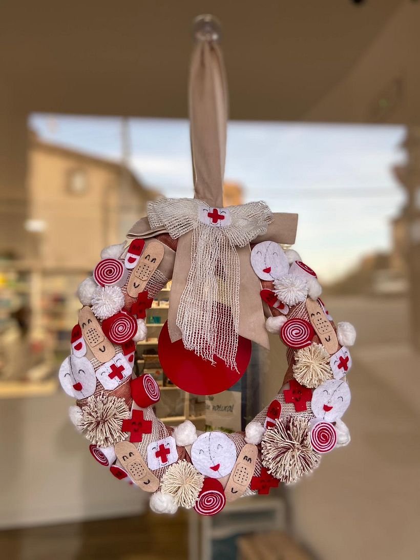 Proyecto decoración farmacia de navidad