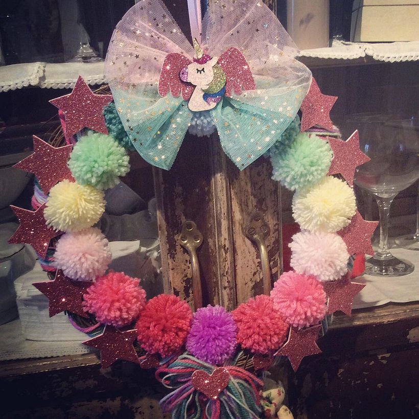 Coronas navideñas inspiración unicornio