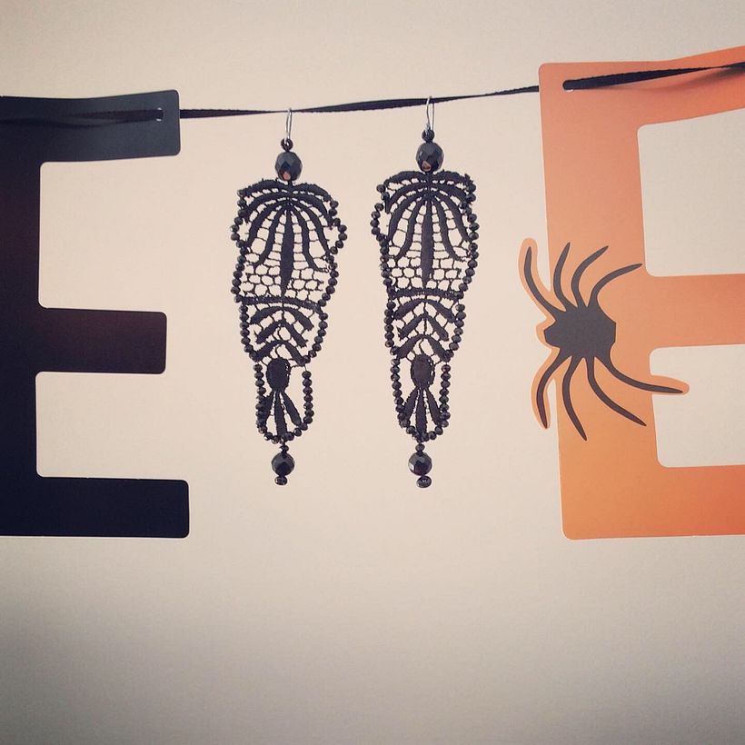 Pendientes largos de noche