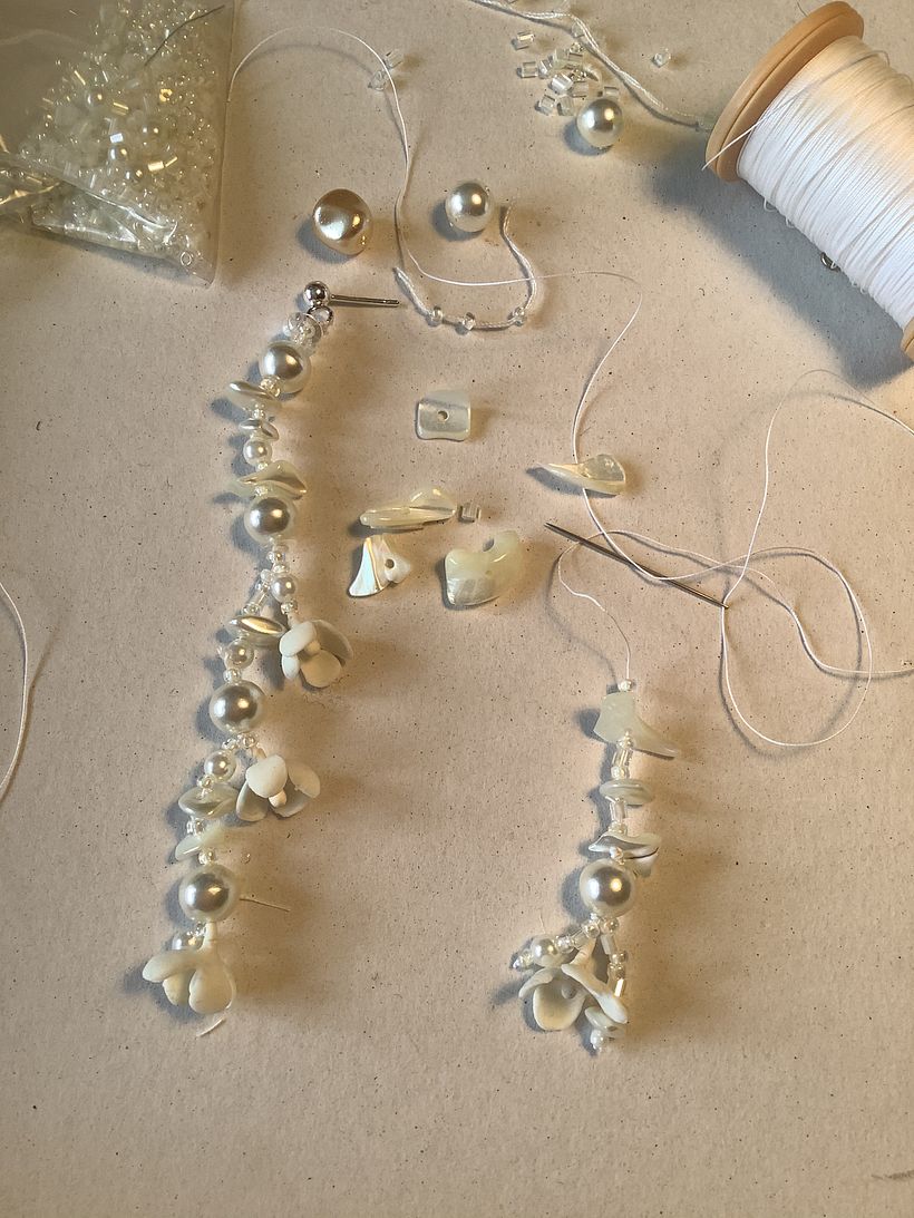 Make in off pendientes