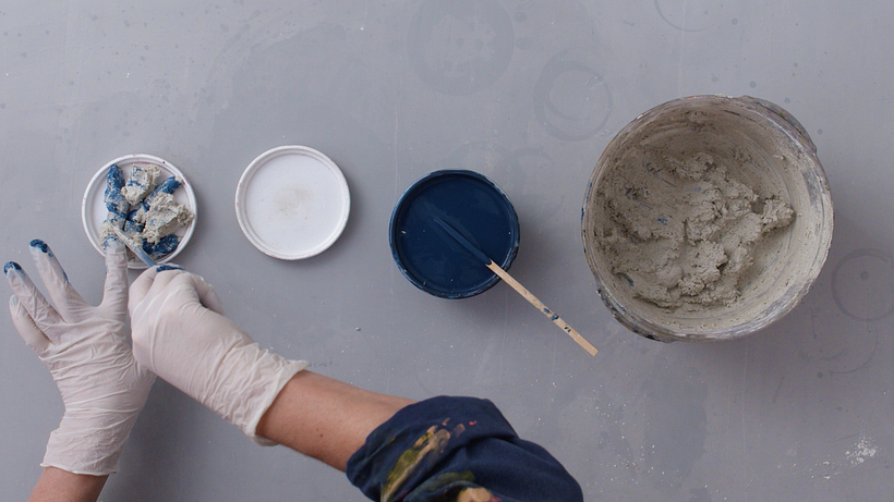 Once you’ve finished your 3 rolls, fill the mold up with concrete.