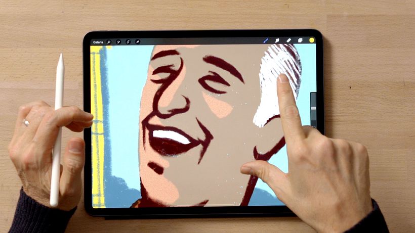 Use dois dedos na tela para ampliar a imagem ou retornar ao tamanho original