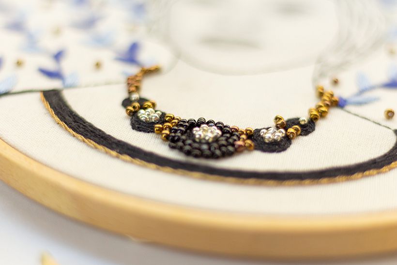 Meu projeto final do curso Estampagem e bordado de retratos realistas com Yamila Yjilioff 5