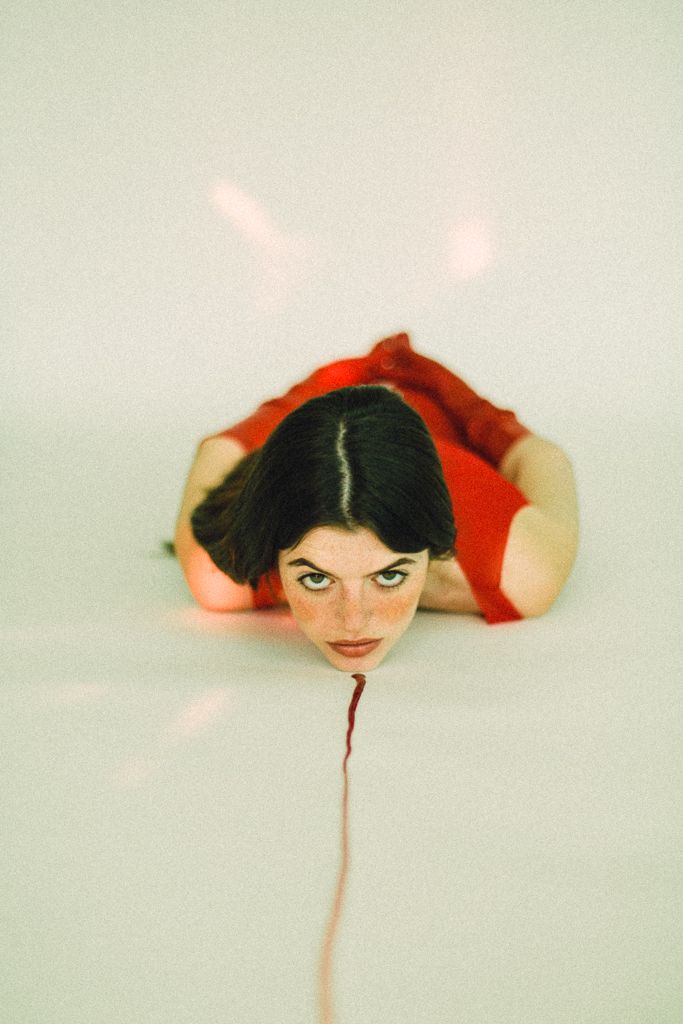 Editorial "Blood" 10