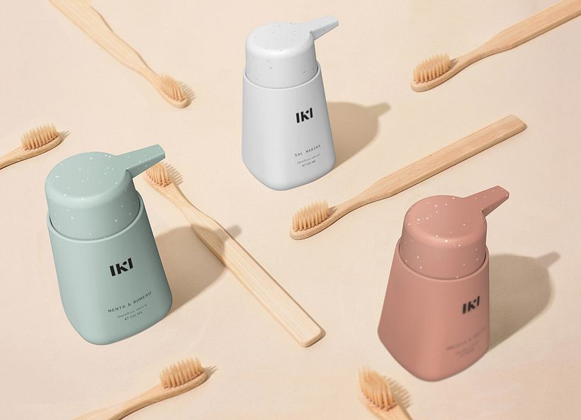 Packaging de Tatabi Studio para un dentífrico natural, inspirado en las calas de Menorca.