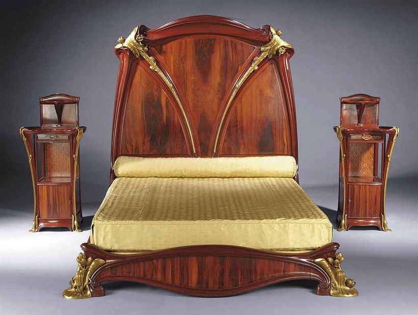 History of Interior Design: From The First Chair to The Contemporary Home 15