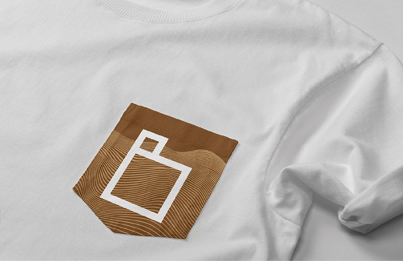 Camiseta con bolsillo