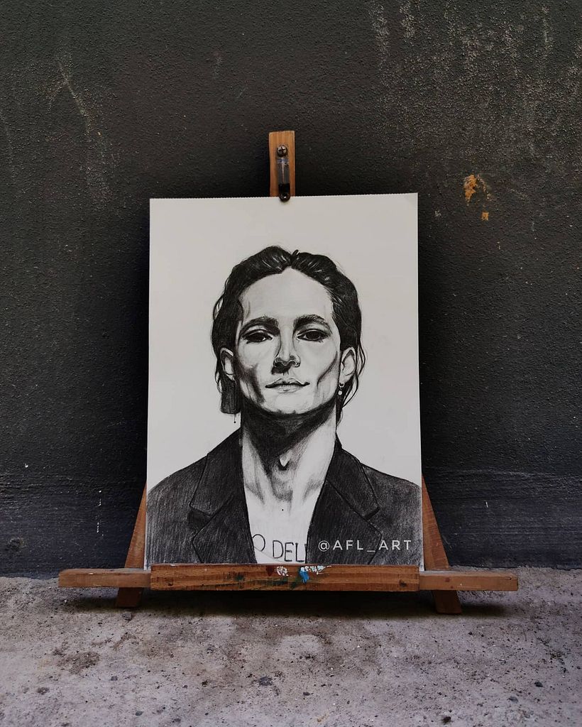 Mi Proyecto del curso: Retrato realista con lápiz de grafito 3
