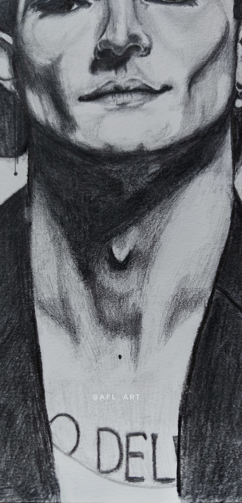 Mi Proyecto del curso: Retrato realista con lápiz de grafito 4