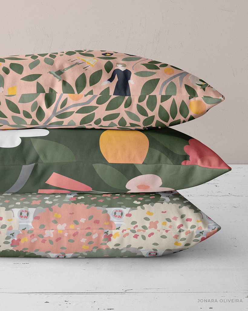 My project in Illustrated Pattern Design course: The Ladyship Room 3