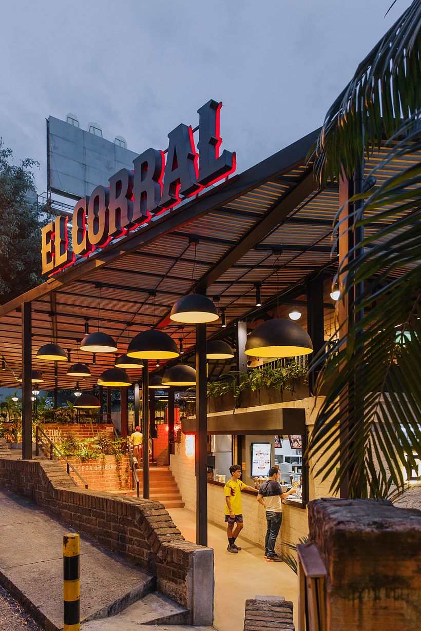  Hamburguesas El Corral 2