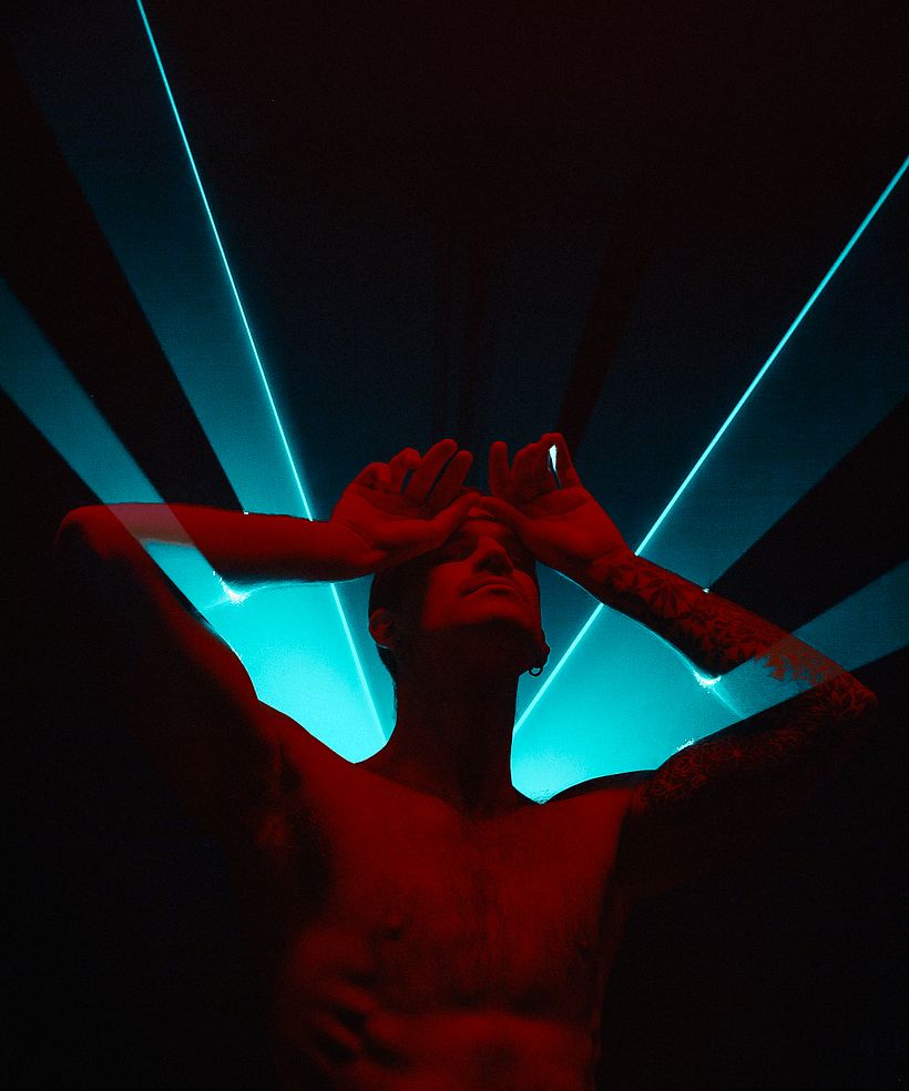 Absence of Daylight 9